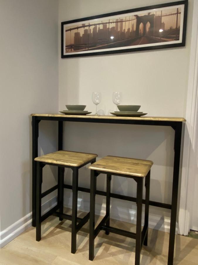 Lovely Spacious Loft Close To Train Station Worthing Exterior foto